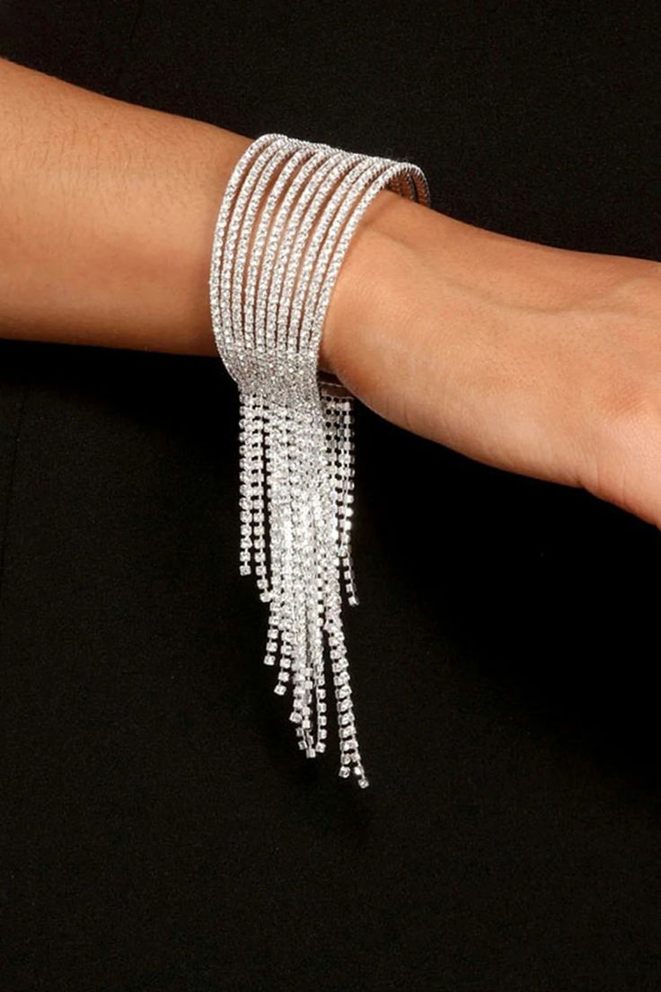 Diamond Fringe Bracelet combines the classic allure of diamonds with the playful elegance of a fringe design, making it a unique and eye-catching accessory for formal events or special occasions. Fringe Accessories, Fringe Bracelet, Bling Party, Rhinestone Fringe, Tassel Bracelet, Watches Women Fashion, Silver Bracelets, Natural Fibers, Windsor