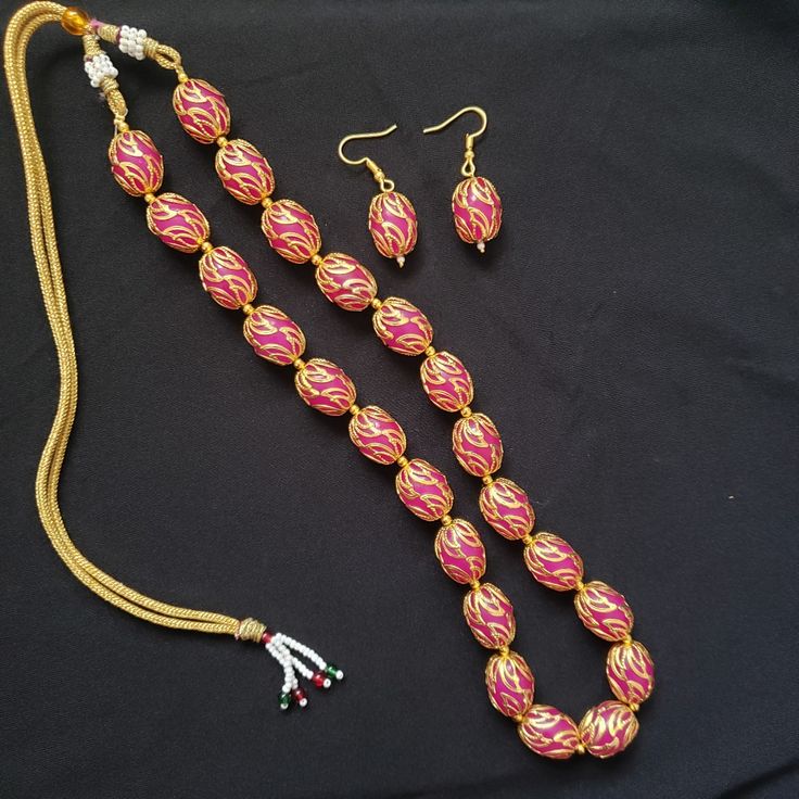 Nwt Fuchsia Pink Nd Gold Necklace. A Royal Look. Beautiful Medium Length Necklace With Matching Earrings. The Golden Carving Is Hand Done On Each Bead. Beautiful Necklace For Any Occasion.This Necklace Will Enlighten Any Outfit. It Goes With Any Western Or Eastern Outfit. Handmade Pink Jewelry For Festivals, Traditional Pink Necklaces For Gifts, Traditional Pink Necklace For Gift, Pink Necklaces For Festivals Gift, Pink Necklaces For Festivals And Gifts, Pink Necklaces For Festivals As Gifts, Pink Necklaces For Party And Festivals, Pink Necklace For Festivals And Gifts, Pink Jewelry For Party And Festivals