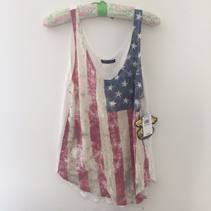 New With Tags From Lord And Taylor , American Flag Tank Top! American Flag Print Cotton Top For Beach, Casual American Flag Print Top For Vacation, Sleeveless Summer Top With Flag Print, Sleeveless Flag Print Summer Top, Casual 4th Of July Flag Print Tank Top, White American Flag Print Top For The Beach, White American Flag Print Top For Beach, White American Flag Print Tops For Beach, White Tops With American Flag Print For Beach