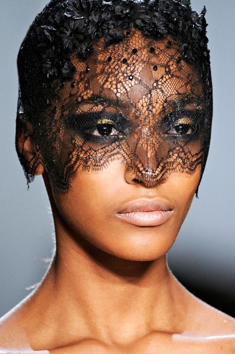 Lace mask... next year? Lace Makeup, Lace Headpiece, Face Veil, Mask Makeup, Lace Mask, Masks Masquerade, Masquerade Ball, Jason Wu, Face Cover