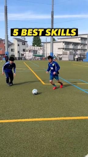 two young boys are playing soccer on an outdoor field with the words 5 best skills