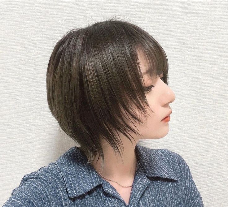 Kpop Short Hair, Japanese Short Hair, Cute Hairstyles For Short Hair, Cute Shorts, Hair Designs, Maquillaje De Ojos, Hair Inspo, Hair Inspiration, New Look