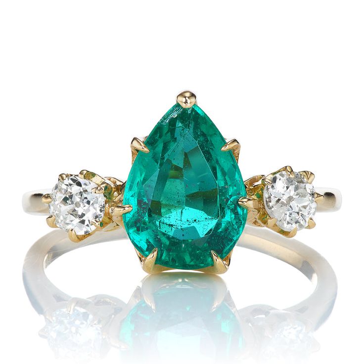 Kiara 2.12 – Victor Barbone Jewelry Emerald Pear Shaped Ring With Prong Setting, Teardrop Emerald Ring With Prong Setting, Pear-shaped May Birthstone Ring With Prong Setting, Brilliant Cut Pear-shaped Emerald Ring, Green Teardrop Emerald Ring With Brilliant Cut, Fine Jewelry Emerald Ring With Pear Gemstone, Emerald Pear-shaped Ring With Prong Setting, Classic Emerald Ring Marquise Cut, Pear-shaped Emerald Ring With Brilliant Cut