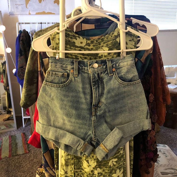 Urban Outfitters Mom High-Waisted Jean Shorts Light Wash Never Worn, Tags Still On High Rise Pants With Built-in Shorts, Fitted Short Length Bottoms By Urban Outfitters, Trendy High Waist Shorts From Urban Outfitters, Urban Outfitters High Rise Shorts For Spring, Fitted Summer Bottoms With Pockets, Fitted High Waist Summer Shorts, Urban Outfitters High Waist Bottoms For Day Out, Urban Outfitters High Rise Bottoms For Spring, Urban Outfitters High Waist Bottoms For Spring