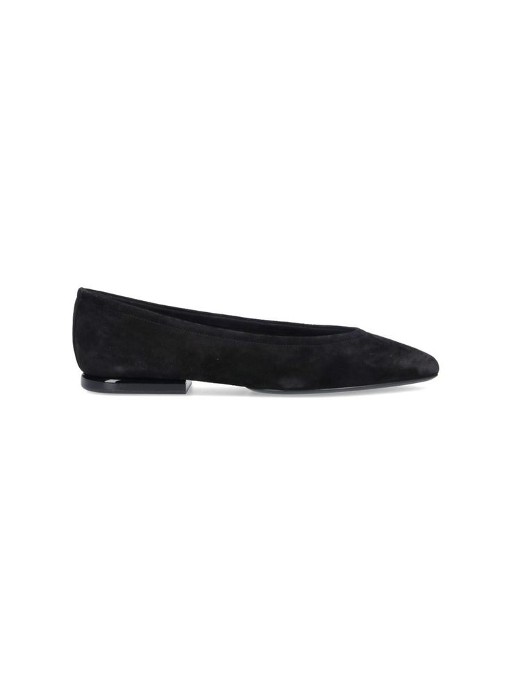 Loro Piana Primula ballet flats in black suede with pointed toe, slip-on fit, tone-on-tone leather sole. composition: 100% goat leather Elegant Suede Pointed Toe Flats, Chic Suede Pointed Toe Flats, Chic Suede Pointed Toe Flats For Work, Elegant Pointed Toe Slip-on Ballet Flats, Formal Suede Pointed Toe Flats, Slip-on Pointed Toe Flats For Galas, Elegant Slip-on Suede Ballet Flats, Elegant Suede Slip-on Ballet Flats, Chic Suede Slip-on Pointed Toe Flats