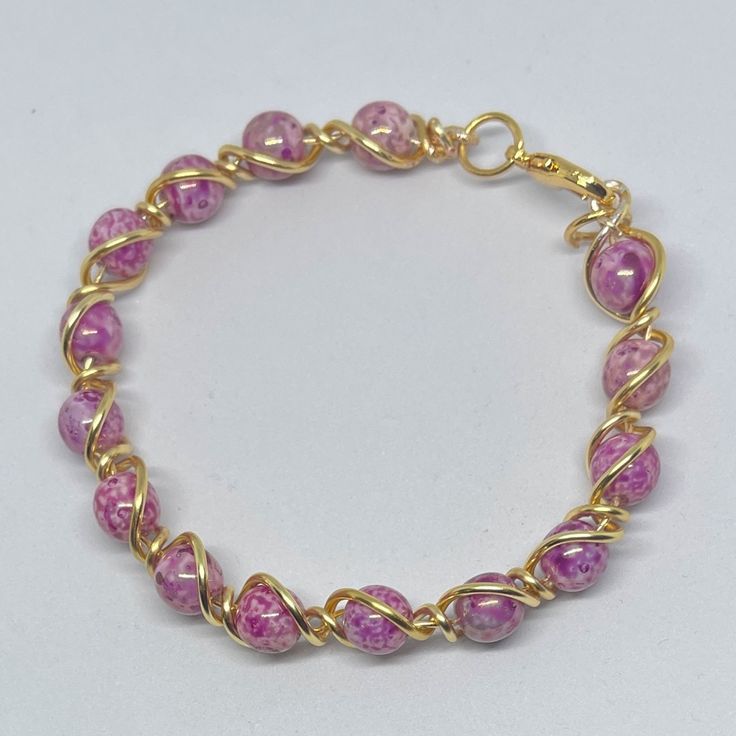 Beautiful Pink And Gold Bracelet 6 1/2in - 18k Gold Clasps - High Grade Tarnish Resistant Wire - Handcrafted Send Your Best Offer! Jewelry Beautiful, Pink Gold, Pink And Gold, High Grade, Gold Bracelet, 18k Gold, Bracelet, Gold, Pink