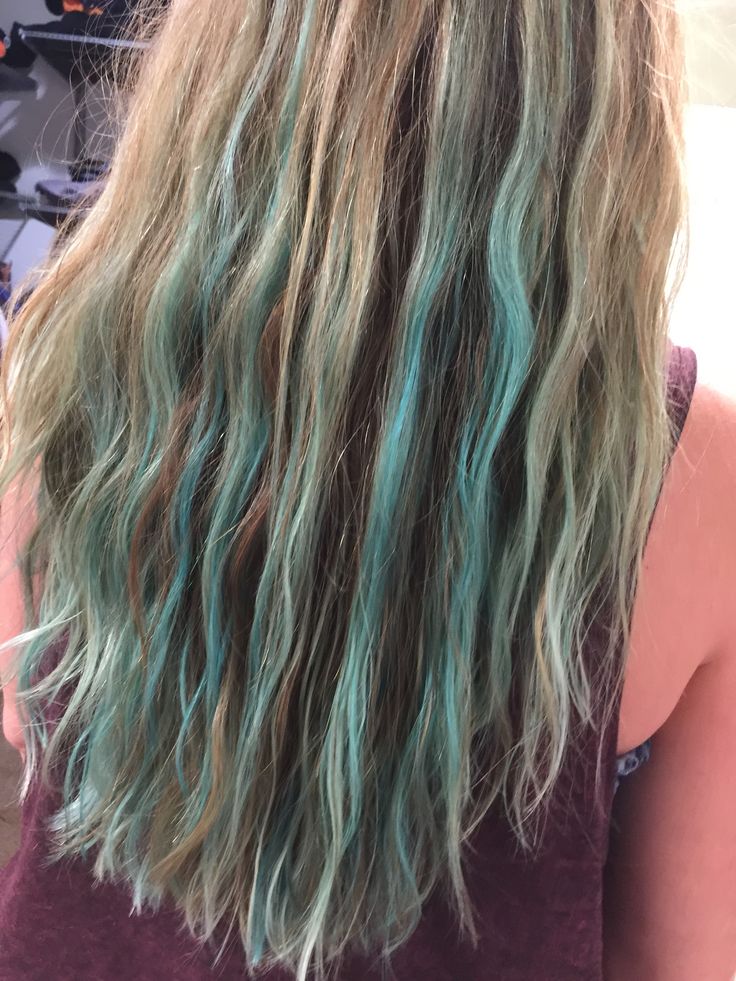 Teal Hair Streaks, Blone Hair, Teal Hair, Dyed Blonde Hair, Hair Streaks, Dirty Blonde Hair, Long Hair With Bangs, Dirty Blonde, Hair Inspo Color