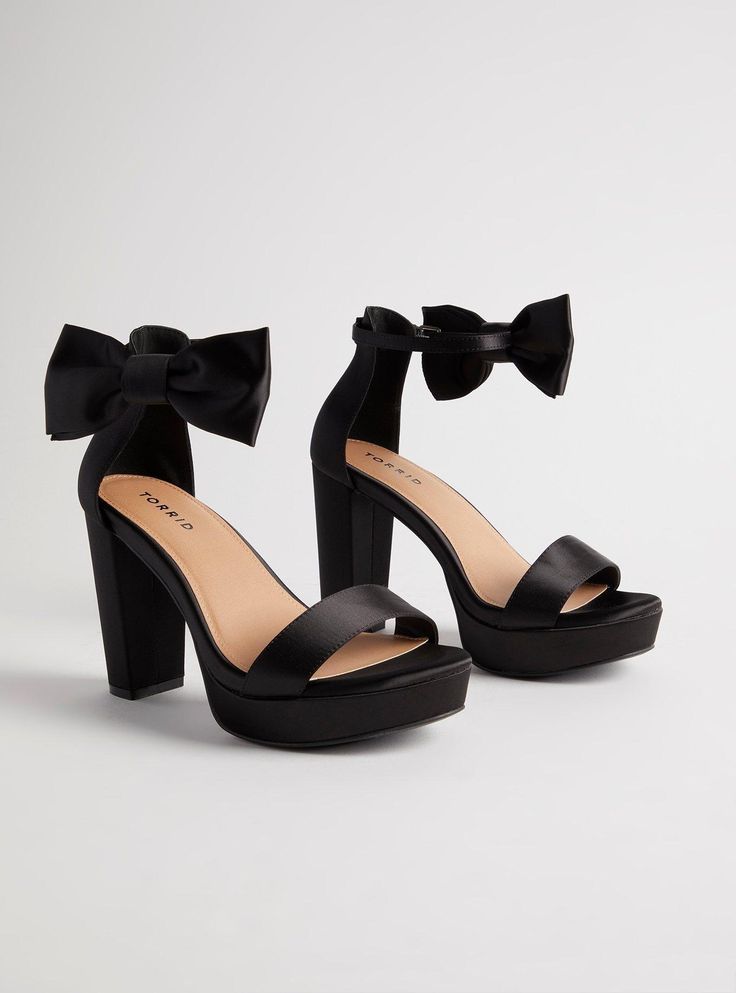 Bow Platform Tapered Heel (WW) Cute Black Heels Prom, Graduation Heels Ideas, Black Hoco Shoes, Black Hoco Heels, Wide Foot Heels, Wide Feet Shoes Heels, Black Shoes For Prom, Prom Heels Black, Black Fancy Heels