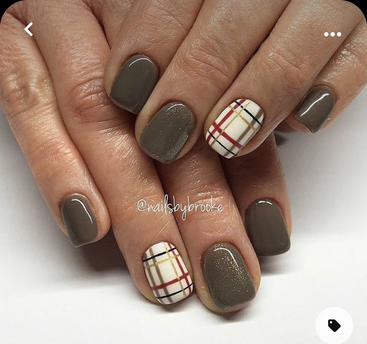 How To Do Plaid Nails Art Tutorials, Nails For November 2024, Nail Designs For November, November Nail Art Fall, November Nails Ideas, Nails Plaid, November Nail Art, November Nails Fall, Line Nail Designs