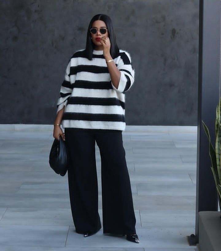 Monochrome Plus Size Fashion, Wide Leg Business Casual Outfits, Black And White Plus Size Outfits, 70 Degree Weather Outfit Work, Black And White Shirt Outfit, Plus Size Chic Outfits Classy, Curvy Winter Fashion, Plus Size Minimalist Outfits, Classy Chic Outfits