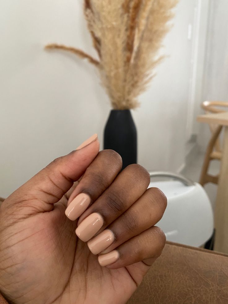 Short Nails Ideas For Dark Skin, Regular Nails, American Manicure, Gel Toe Nails, Fun Nail Colors, Gel Toes, Beige Nails, Round Nails, Nails Black