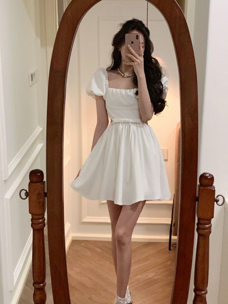 Simple Long Dress Casual, Korea Summer Fashion, Princess Dress For Women, Long Evening Dresses Elegant, Simple Long Dress, Pretty White Dresses, Dama Dresses, Female Clothes, White Short Dress