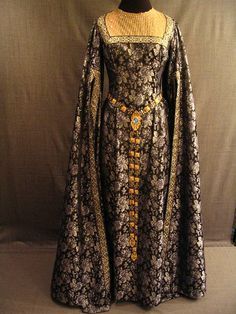 museum 1300's Fashion | Gown Medieval, grey blue floral Medieval Knitting, 1300s Fashion, Gaun Abad Pertengahan, Costume Venitien, Medieval Gown, Medieval Costume, Fashion Gowns, Fantasy Gowns, Medieval Clothing