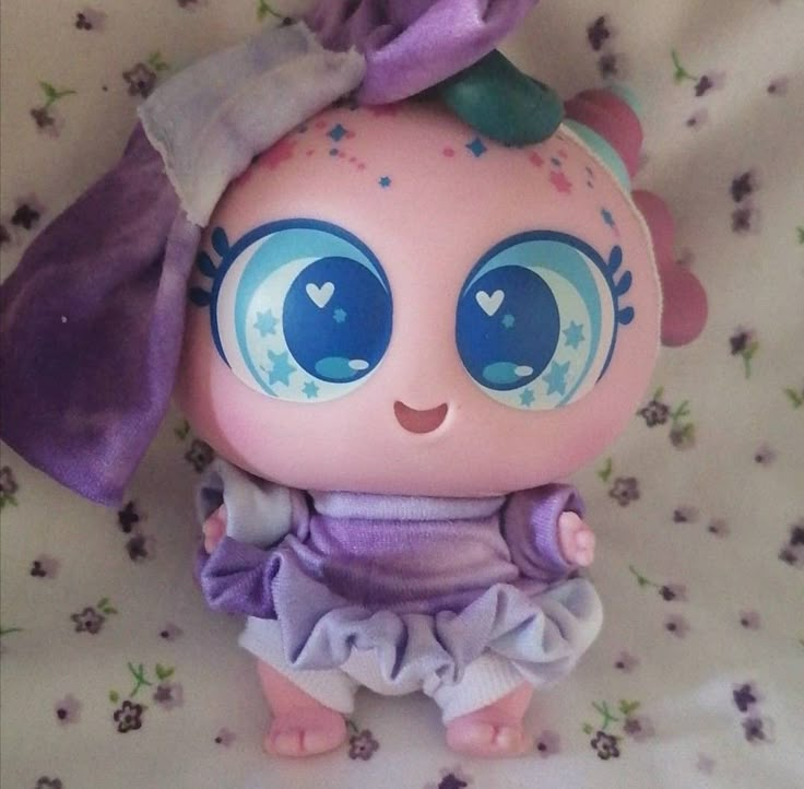 https://instagram.com/tiendabutiksumerito?igshid=qkmr4y2i6v2h Minnie Mouse Toys, Baby Alive Doll Clothes, Art Toys Design, Childhood Memories 2000, Baby Alive Dolls, Paper Crafts Origami, Baby Alive, Animal Crossing Qr, Childhood Toys