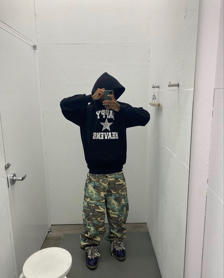 Drip Clothes, Tuff Fits, Camo Outfit, Camo Pants Outfit, Hoodies Y2k, Ootd Streetwear, Hip Hop Hoodies, Harajuku Men, Outfits Retro