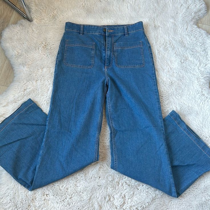 Never Worn Denim Pants, Trouser Style, With From Pockets, Nice Fit Blue High-waisted Flare Jeans With Pockets, Retro Blue Denim Pants, Retro Flare Jeans For Workwear, Forever 21 Straight Leg Cotton Jeans, Forever 21 High Waist Bottoms With Pockets, Forever 21 High-waisted Bottoms With Pockets, Retro High Rise Jeans For Workwear, Trendy Forever 21 Bottoms With Pockets, Trendy Blue Bottoms From Forever 21