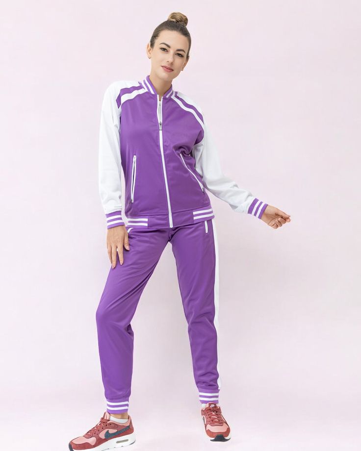 Sporty Track Jacket With Ribbed Cuffs For Loungewear, Casual Stretch Tracksuit For Sports Season, White Athleisure Tracksuit For Gym, Sporty Activewear With Elastic Cuffs For Workout, White Tracksuit For Workout, Long Sleeve Tracksuit For Jogging, White Tracksuit For Workout Sportswear, White Sportswear Tracksuit For Workout, White Workout Tracksuit