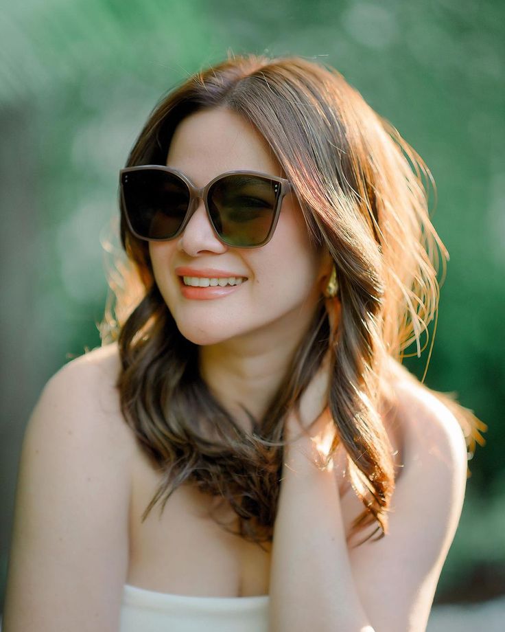 Behold Bea Alonzo's picture-worthy look in the 𝗙�𝗼𝗹𝗱𝗮𝗯𝗹𝗲 EO Sunwear Camogli in Shiny Crystal Brown! 🌟🕶.#BeaAlonzo #EOSunwear Bea Alonzo, Perfect Pair, Are You The One, Your Style, The Selection, Sunglasses