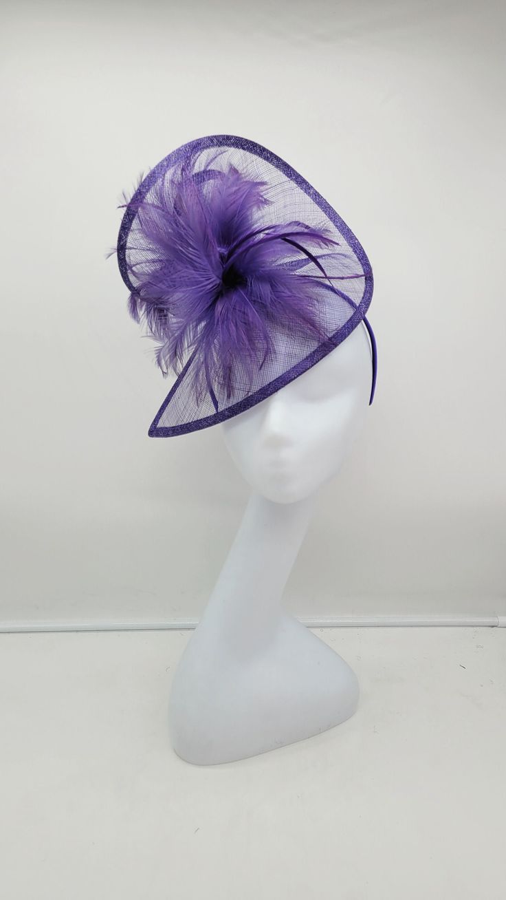 Elegant beautiful purple Fascinator! Classic style to go with a variety of outfits: bridesmaids,  cocktail party,  Kentucky Derby, Rehearsal dinner, Easter and church outfits.  Ones with hair clip and headband. Check our colors.  - Headband  - Ready to ship  - Lightweight - Free Shipping - Fast shipping - Customize by adding different color flowers and or feathers Check my store for styles and colors.  Hatsandpearls.etsy.com Reach out to me if you can't find what you are looking for.  I can make cake custom orders and help you style and match your outfit  Tag and share your pictures when you wear and style our hats.  Instagram: @hats_pearls Facebook: Hats Pearls Thank you for visiting and happy shopping! Purple Fascinator, Pink And Red Dress, Cake Custom, Kentucky Derby Fascinator, Large Brim Hat, Derby Fascinator, Types Of Hats, Bridal Hat, Purple Feather