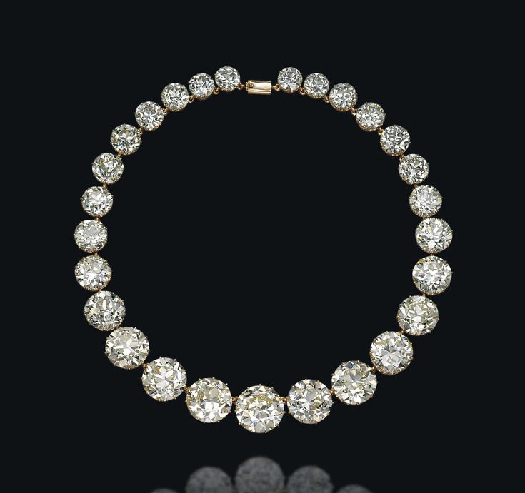 A DIAMOND RIVIÈRE NECKLACE | necklace, diamond | Christie's Antique Diamond Necklace, Bijoux Art Deco, Birthday Necklace Gift, Tiaras Jewellery, Afrikaanse Mode, Royal Jewels, Princesa Diana, Antique Diamond, Gorgeous Jewelry