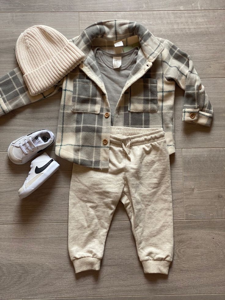 8 Month Old Packing List, Classy Baby Boy Outfits, Little Boys Outfit Ideas, Baby Boy Outfits 0-3 Months, Baby Boy Fall Outfits 6 Months, 3 Month Old Outfits, 6 Month Boy Outfits, Baby Boy Fall Outfits 3-6 Months, Hipster Baby Boy Outfits