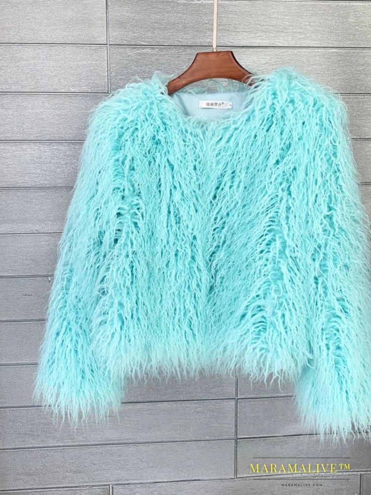 Short Faux Fur Coats for Women - Winter Faux Fur Jackets Shaggy Faux Fur Coat, Festival Coats, Short Faux Fur Coat, Pink Faux Fur Coat, Pink Fur Coat, Black Fur Coat, Fringe Coats, Festival Mode, Coat Elegant