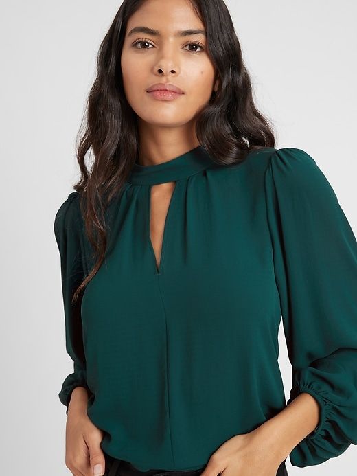 Petite Keyhole Cut-Out Top | Banana Republic Dresses Professional, Women Professional Attire, Fashion Work Outfit, Top Banana, Church Dresses, Professional Attire, Cut Out Top, Womens Fashion For Work, Crepe Fabric