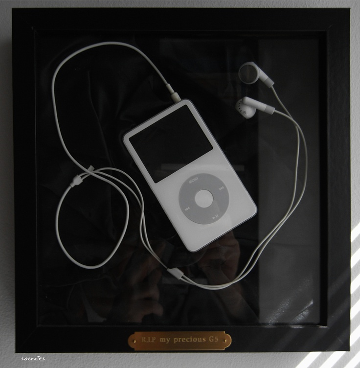 an ipod and headphones in a case