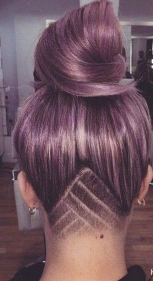 Do it! Undercut Designs, Scene Girl, Lilac Hair, Hair Tattoos, Undercut Hairstyles, Shaved Hair, Undercut, Hair Dos, Purple Hair