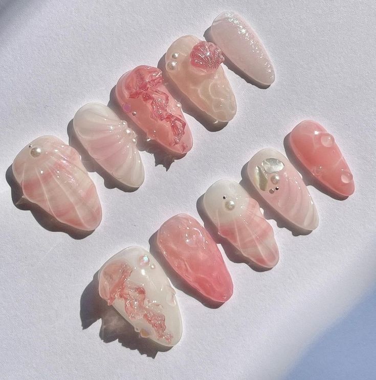 Cute summer coral nails inspo Coral Reef Nails, Summer Coral Nails, Coral Pink Nails, Coral Nails, Nails 3d, Blush Nails, Nails Inspo, Coral Reef, Nails Ideas