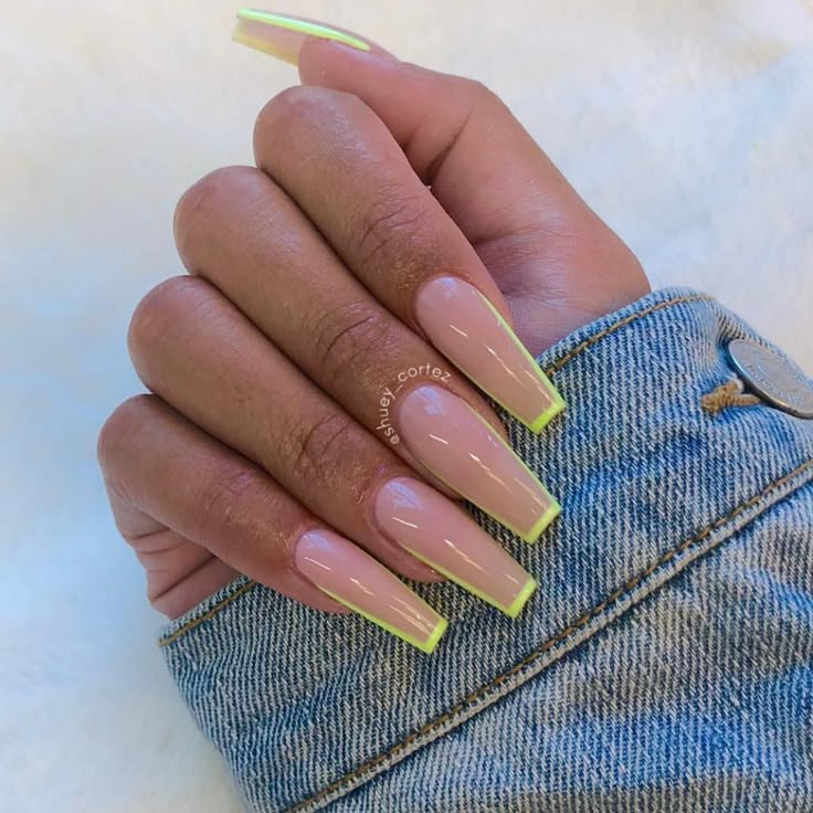 Coffin Neon Nails, Hot Nail Designs, Graduation Nails, White Acrylic Nails, Simple Acrylic Nails, Long Acrylic Nails Coffin, Summer Acrylic Nails, Pink Acrylic, Neon Nails