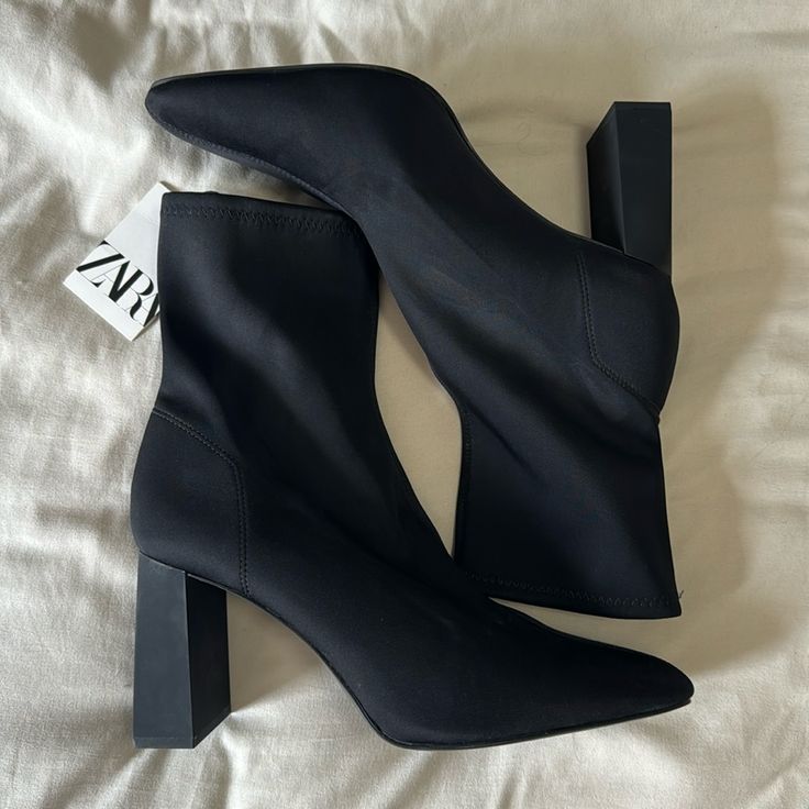 Size 11 Or Eu 42 Black Flat Heels For Fall, Casual Evening Heels For Fall, Black Ankle-high Boots For Spring, Black Pointed Toe Heels For Fall, Casual Black Heeled Boots With Pointed Toe, Black Ankle-high Heels For Fall, Casual Evening Boots For Spring, Black Ankle-high Summer Boots, Black Ankle-high Heeled Boots For Spring