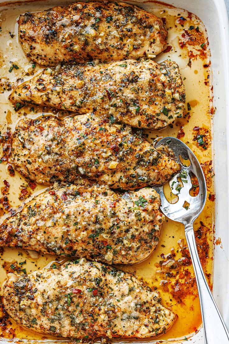 Baked Garlic Parmesan Chicken - #chicken #recipe #eatwell101 - Our quick and simple garlic parmesan chicken is bursting with delicious flavor and sure to become a new favorite. Try this baked chicken recipe for a quick weekday meal! - #recipe by #eatwell101® Parmesan Chicken Bake, Baked Garlic Parmesan Chicken, Chicken Parmesan Recipe Baked, Healthy Low Carb Dinners, Chicken Breast Recipes Baked, Chicken Bake, Baked Chicken Parmesan, Garlic Parmesan Chicken, Parmesan Chicken