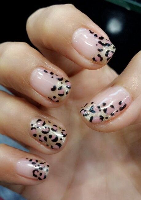 8 Fabulous Nail Art Designs using Nude Polish - Mom it ForwardMom it Forward Animal Print Nails Art, Animal Nail Art, Cheetah Nails, Leopard Print Nails, Nagel Tips, Leopard Nails, Animal Nails, Animal Print Nails, Pink Nail