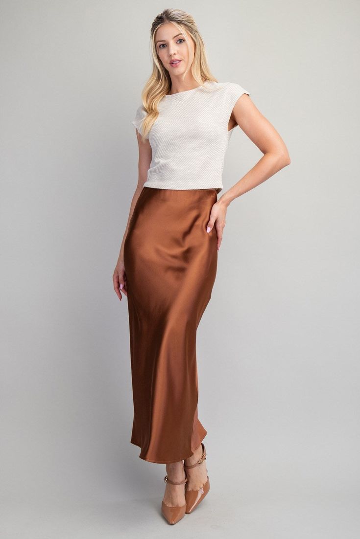 Upgrade your wardrobe with our trendy and versatile Midi Satin Skirt. Made from luxurious chocolate satin, this midi skirt will add a touch of sophistication to any outfit. Look stylish and feel comfortable with this must-have piece. Midi Satin Skirt, Chocolate Satin, Luxurious Chocolate, Skirt With Elastic Waistband, Now Or Never, Satin Midi Skirt, Curvy Jeans, Curvy Dress, Midi Skirts