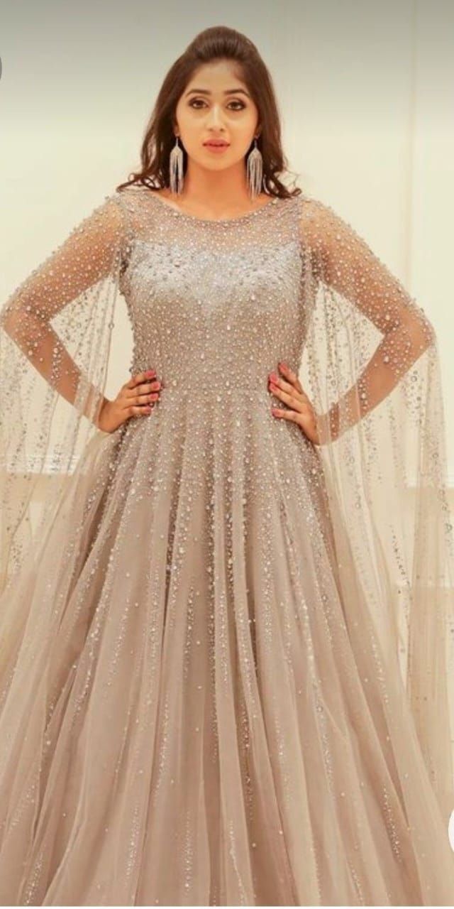 Long Gown For Reception Indian, Engagement Gowns Indian, Indian Wedding Reception Gowns, Frock Design For Stitching, Things To Buy At Costco, Wedding Reception Gowns, Money People, Gown Dress Party Wear, Net Gown