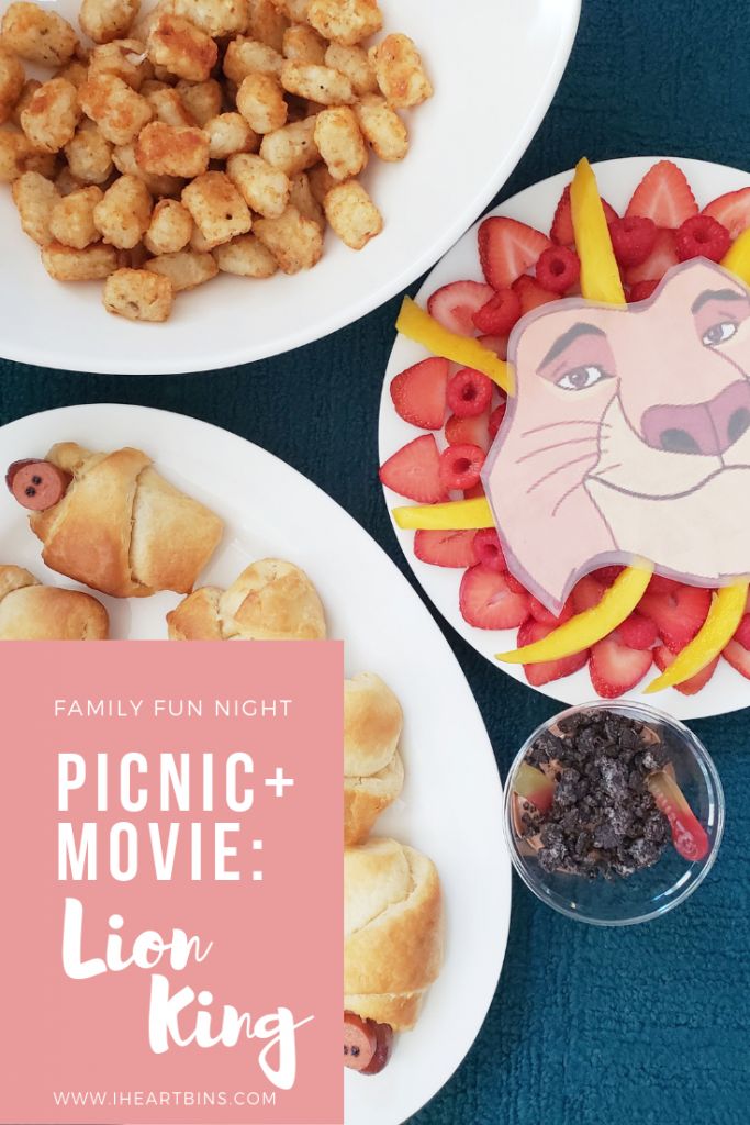 Simba fruit platter Lion King Themed Food, Lion King Food Ideas, Lion King Movie Night, Disney Dessert Recipes, Aristocats Movie, Themed Movie Night, Lion King Family, Theme Dinners, Disney Themed Movie Night