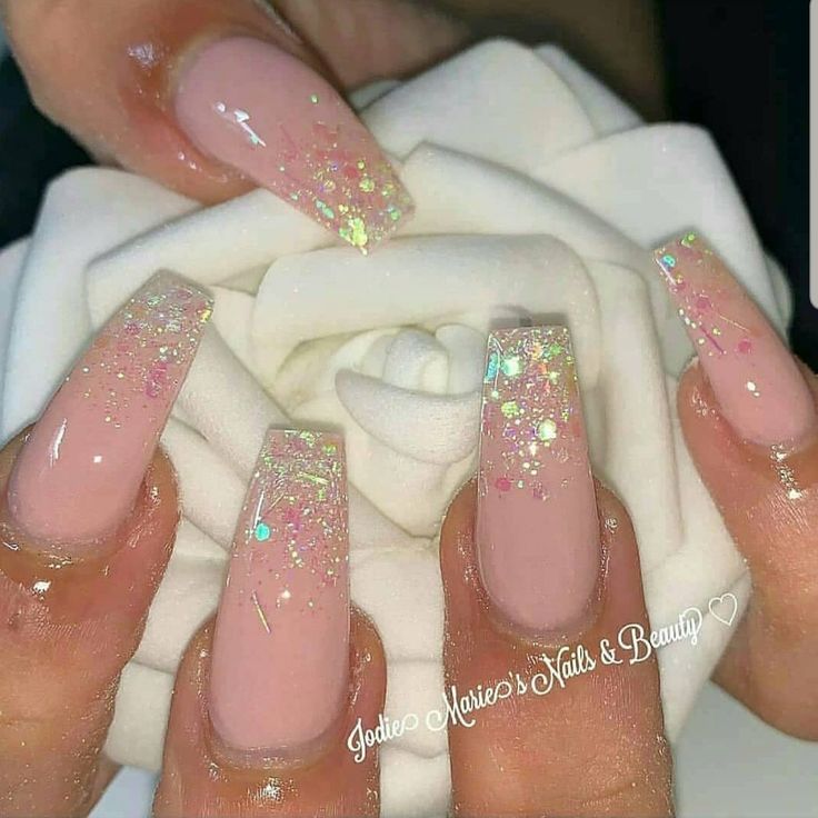 Glitter Tip Nails Acrylic, Iridescent Nails Coffin, Classy Wedding Nails Design, Pink Snd White Acrylic Nails, Pink Short Stiletto Nails, Iridescent Nails Glitter, Pretty Pink Nails Glitter, Nails For Anniversary, Pink And Sparkle Nails