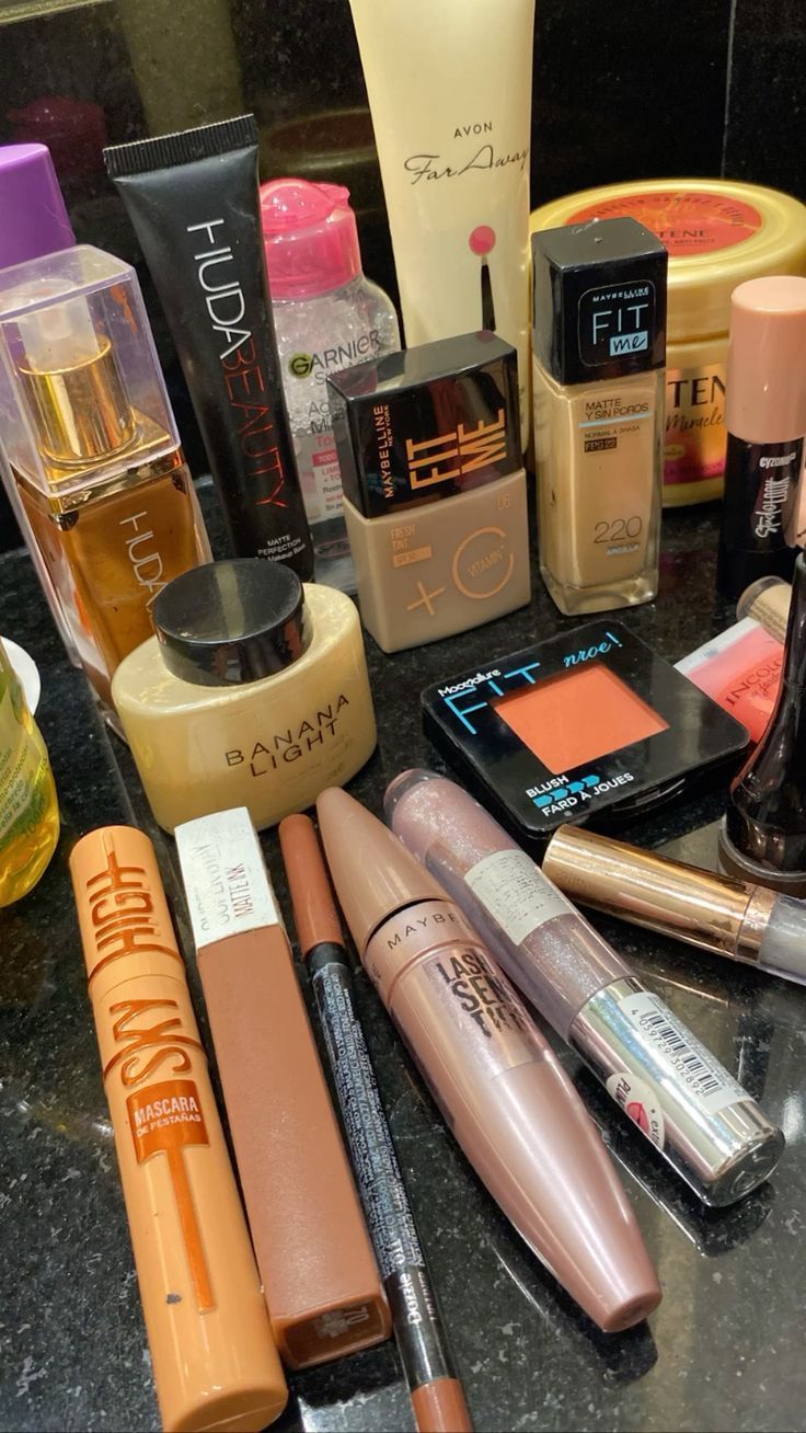 Makeup Snap, Skincare Preppy, Perfect Eyeshadow, Makeup Collection Goals, Classy Makeup, Makeup Organizers, Makeup Accesories, Makeup Is Life, Makeup Help