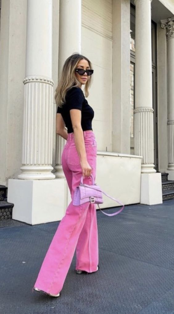 Shades Of Pink Outfit, Pink Jeans Outfit, Barbiecore Outfit, Pink Shirt Outfit, Pink Pants Outfit, Look Rose, Color Combos Outfit, Looks Pinterest, Valentines Outfits