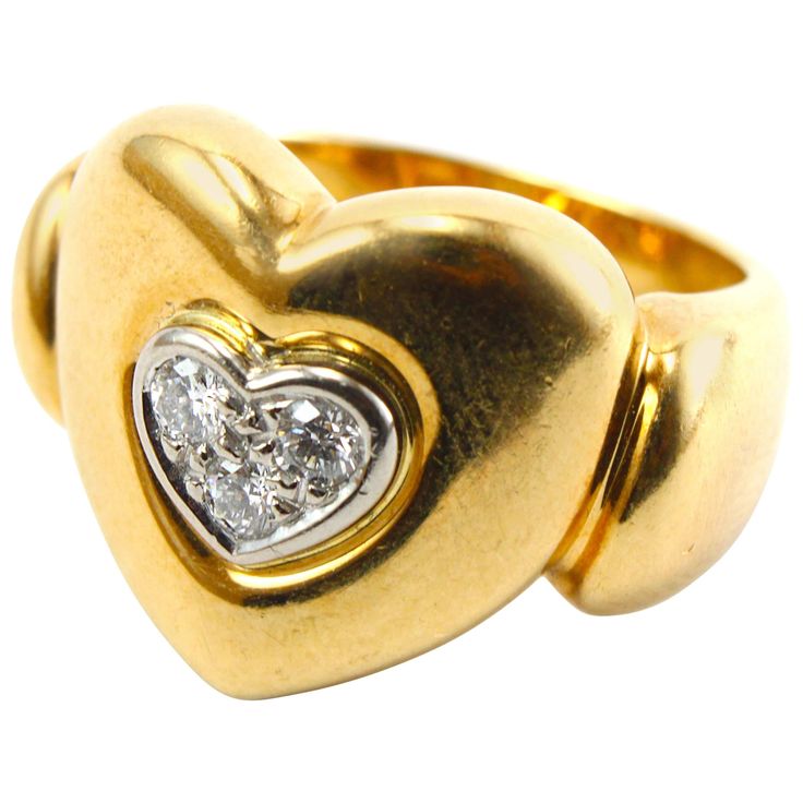 A loving yellow gold 18k heart ring studded with three diamonds of ca. 0.3 carats. Ring size 6 (can be resized) Heart Ring Gold, Vintage Cluster Ring, Gold Heart Ring, Handmade Sterling Silver Rings, Heart Engagement Rings, Cluster Rings, Peridot Ring, Diamond Gold, Gold Diamond Rings