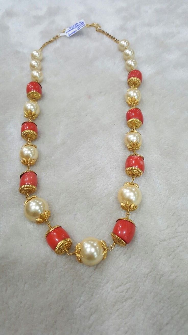 Pearl And Coral Necklace Indian, Coral Pearl Jewelry, Pearl Coral Necklace, Coral Gold Necklace, Coral And Pearl Necklace, Corals And Pearls Jewellery, Coral Necklace Designs, Pearl And Coral Necklace, Coral Jewelry Necklace