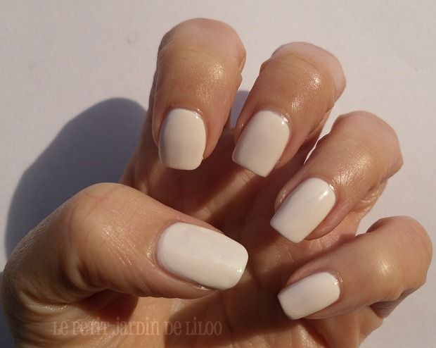 Tan Square Acrylic Nails, Cream Color Acrylic Nails, Creme Gel Nails, Cream Colored Dip Nails, Ivory Color Nails, Cream Acrylic Nails Square, Cream Colored Nails Acrylic, Bone Nail Color, Square Cream Nails