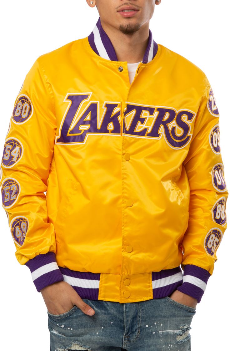 Laker Outfits Men, Father Days, Concert Pictures, Lakers Logo, Mother Days, Lakers Kobe Bryant, Kobe Bryant Wallpaper, Lakers Kobe, Starter Jacket