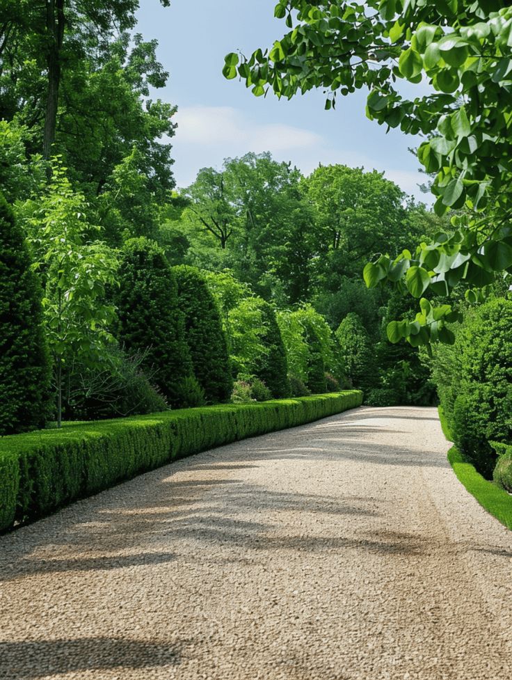 Gravel Driveway Ideas: Garden Edging Separating Gravel from Beds Shared Driveway Ideas, Country Driveway Landscaping, Gravel Parking Area In Front Of House, French Driveway, Crushed Stone Driveway, Driveway Ideas Uk, Long Driveway Landscaping, Steep Driveway Solutions, Long Gravel Driveway