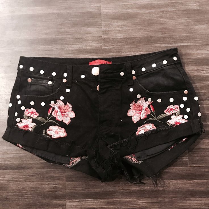 Black Jean Shorts, Floral Embroidery With Metal Studs, Medium Rise Casual Black Embroidered Bottoms, Black Floral Print Bottoms For Summer, Black Bottoms With Floral Print For Spring, Black Floral Print Shorts For Summer, Black Embroidered Cotton Bottoms, Black Floral Print Shorts, Black Embroidered Cotton Shorts, Black Bottoms With Floral Embroidery For Summer, Fitted Embroidered Black Bottoms