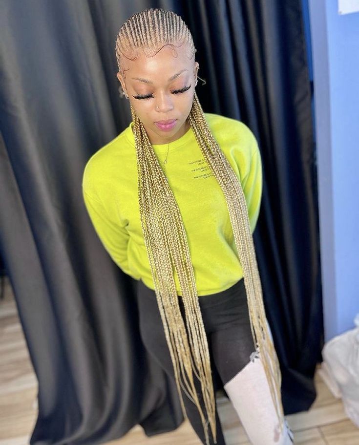 Braided Hairstyles Protective Styles, Back Braids, Hairstyles Protective Styles, Hair Influencer, Straight Back Braids, Hairstyles Protective, Lemonade Braids Hairstyles, Cornrows Braids For Black Women, Two Tone Hair