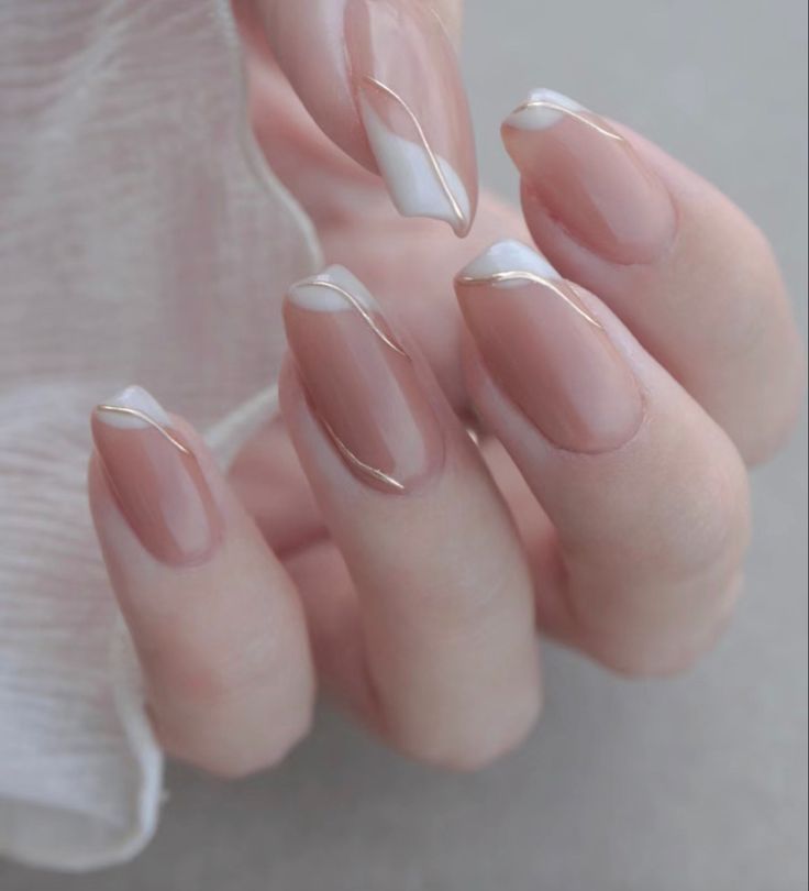 Wedding Nails For Bride Rounded Square, French Tip Gold Accent, Subtle Wedding Nails, Gelish Nails Designs, Nail Art Simple Elegant Natural, French Nails Ballerina, Nails With Stones, Elegant Touch Nails, Hello Nails