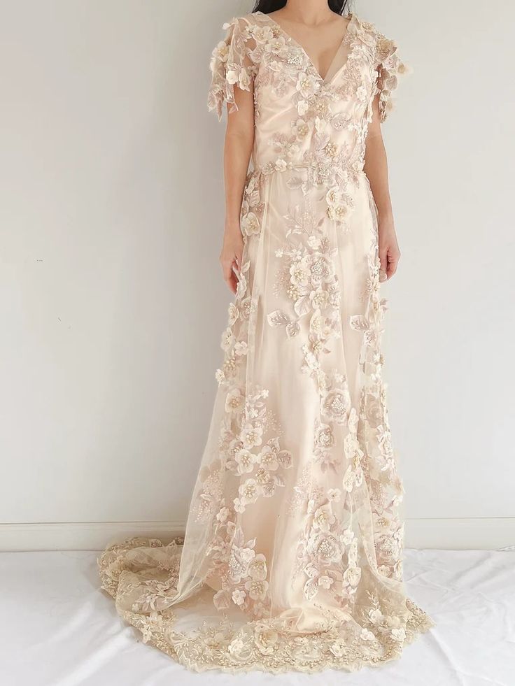 GOSSAMER Embroidered Cap Sleeves Gown - S/M | G O S S A M E R Fitted Cream Gown With Floral Embroidery, Cream Floor-length Gown With Floral Embroidery, Cream Floral Embroidery Floor-length Gown, Cream Gown, Cap Sleeve Gown, Padded Hangers, Embroidered Cap, Keep Out, Embroidered Caps