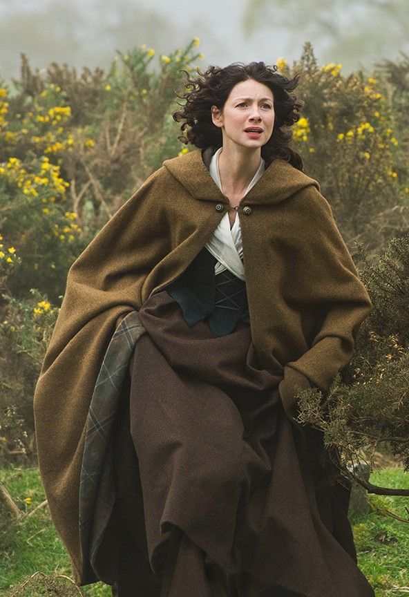 Claire Outlander Outfits, Claire Fraser Outfits Season 1, Brianna Outlander Outfit, Outlander Outfits, Outlander Costumes Jamie, Outlander Outfits Claire Fraser, Outlander Claire Shawl, Fabian Penje, Medieval Core